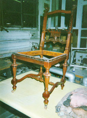 Roll-Stuhl: alter Stuhl auf Rollen